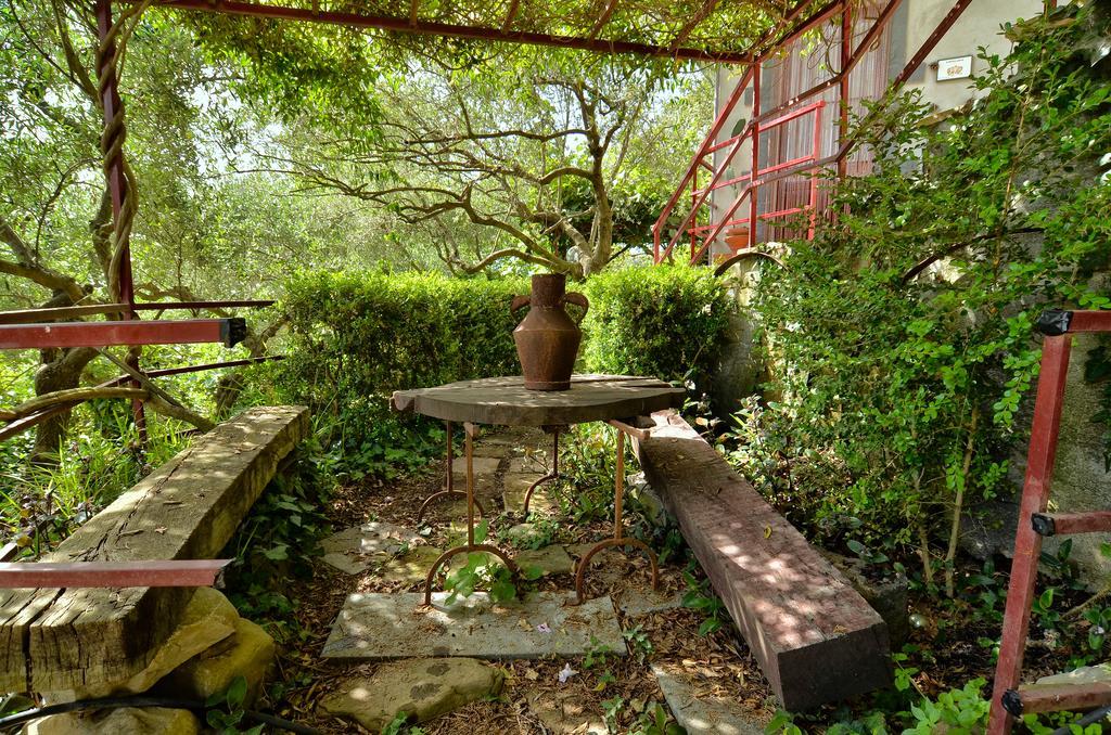 Agriturismo Etna-Mare Piedimonte Etneo Ngoại thất bức ảnh